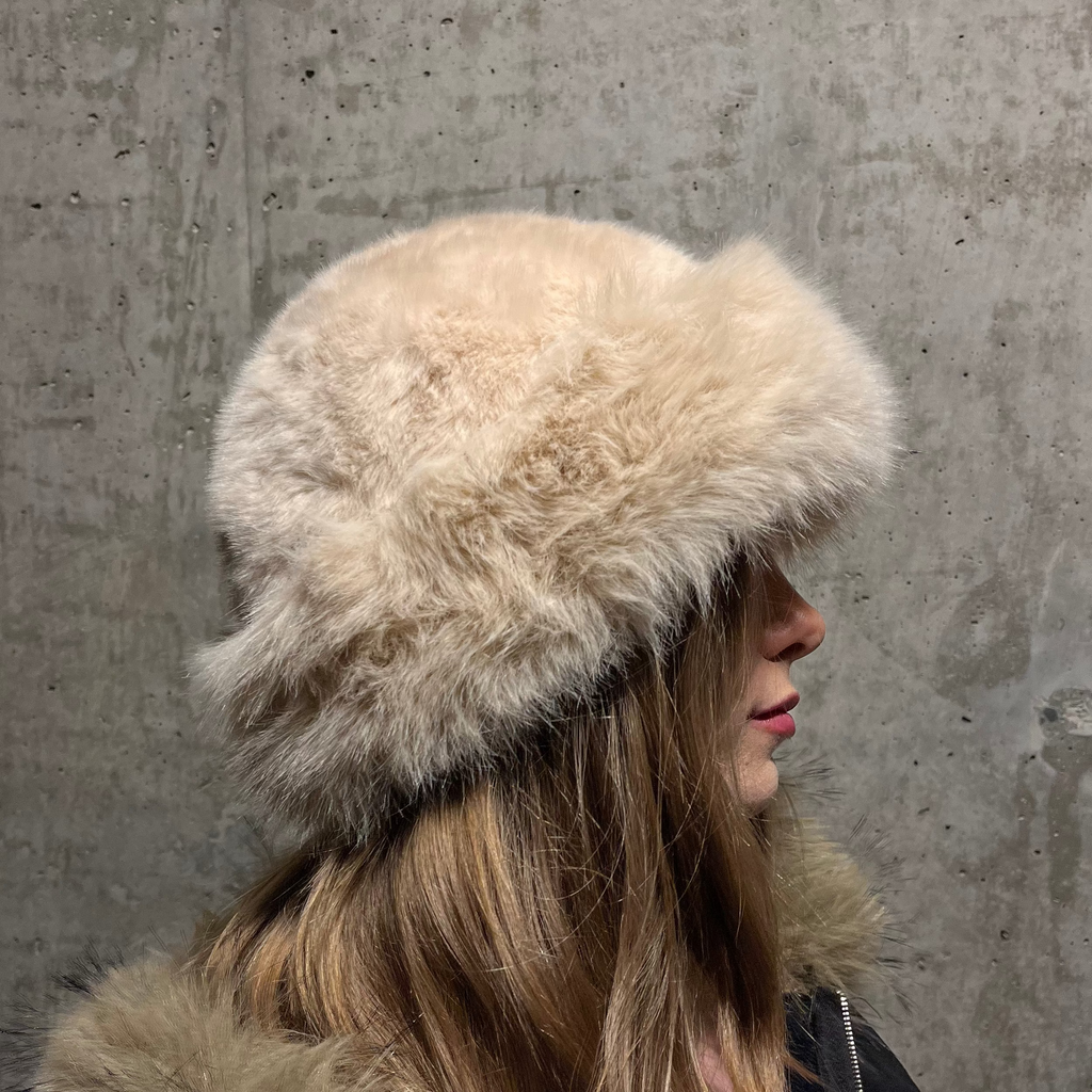 TOXIIC Flirty Fur Hat Beige