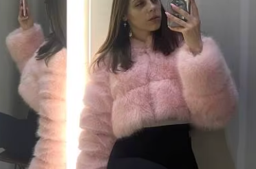 Cropped Fur Zip Up Pink